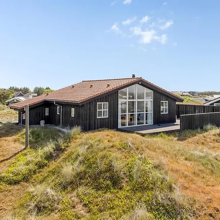 Benja - 200m From The Sea By Interhome