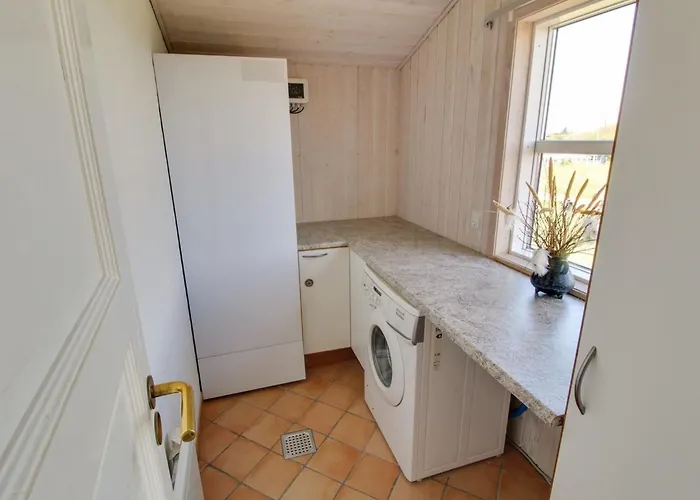 Benja - 200m From The Sea By Interhome Fano