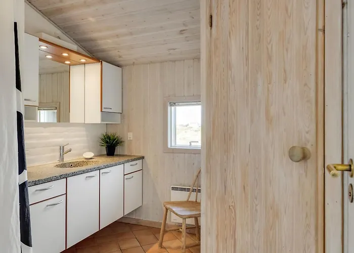 Benja - 200m From The Sea By Interhome Nyaraló